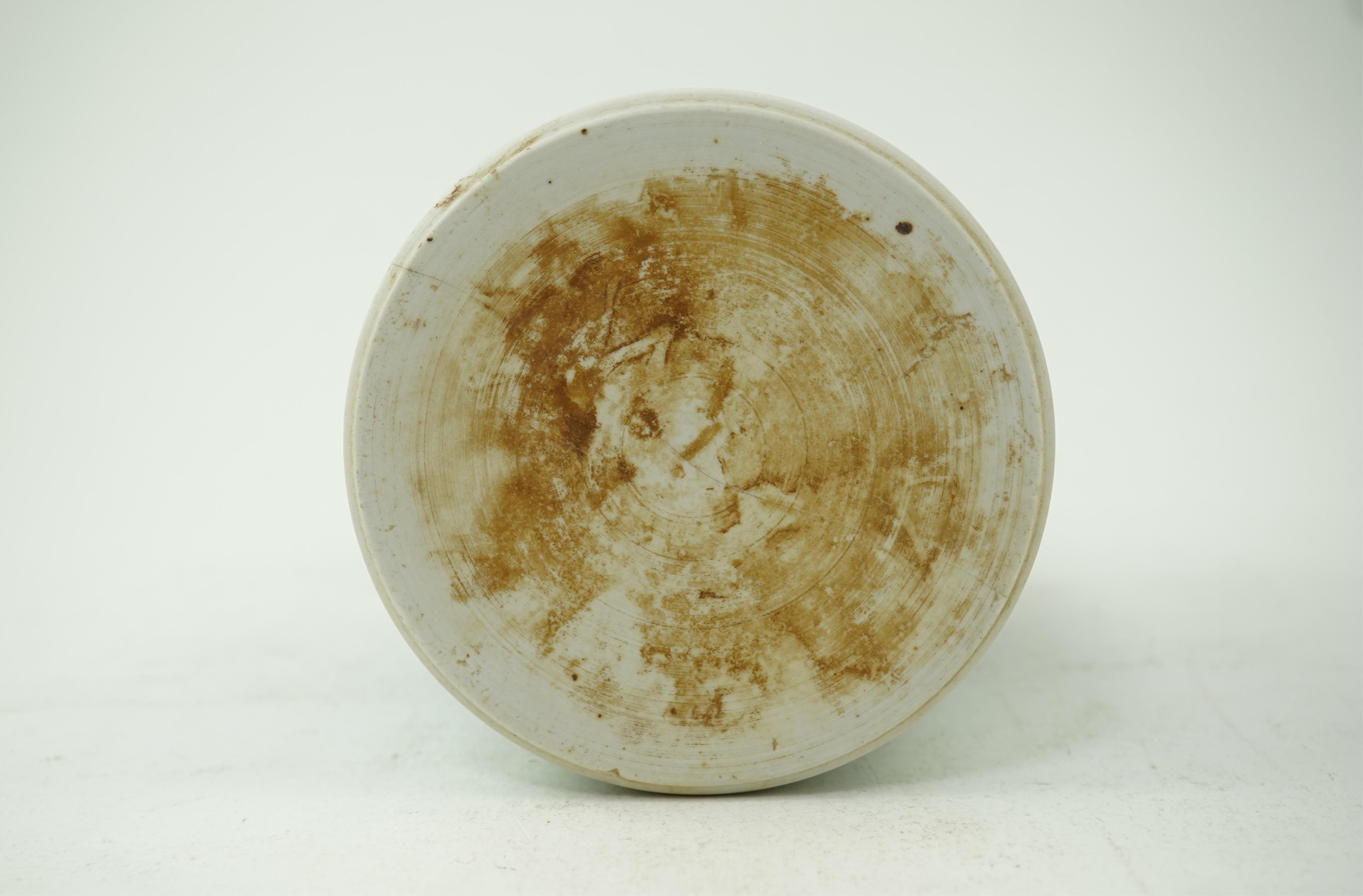 A Chinese blue and white brush pot, Transitional or later